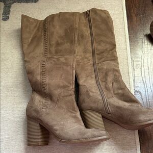 Women’s Tall Suede Chunky Heel Boots - Brown
